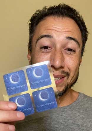 Alt image